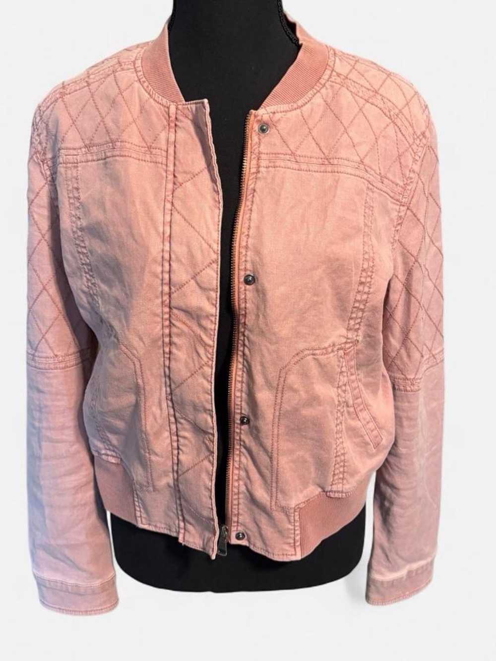 Women’s Quilted Bomber Jacket - Pink